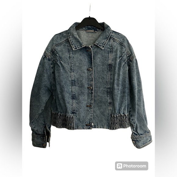 SO acid washed cropped jean jacket size Large blue - Picture 1 of 8